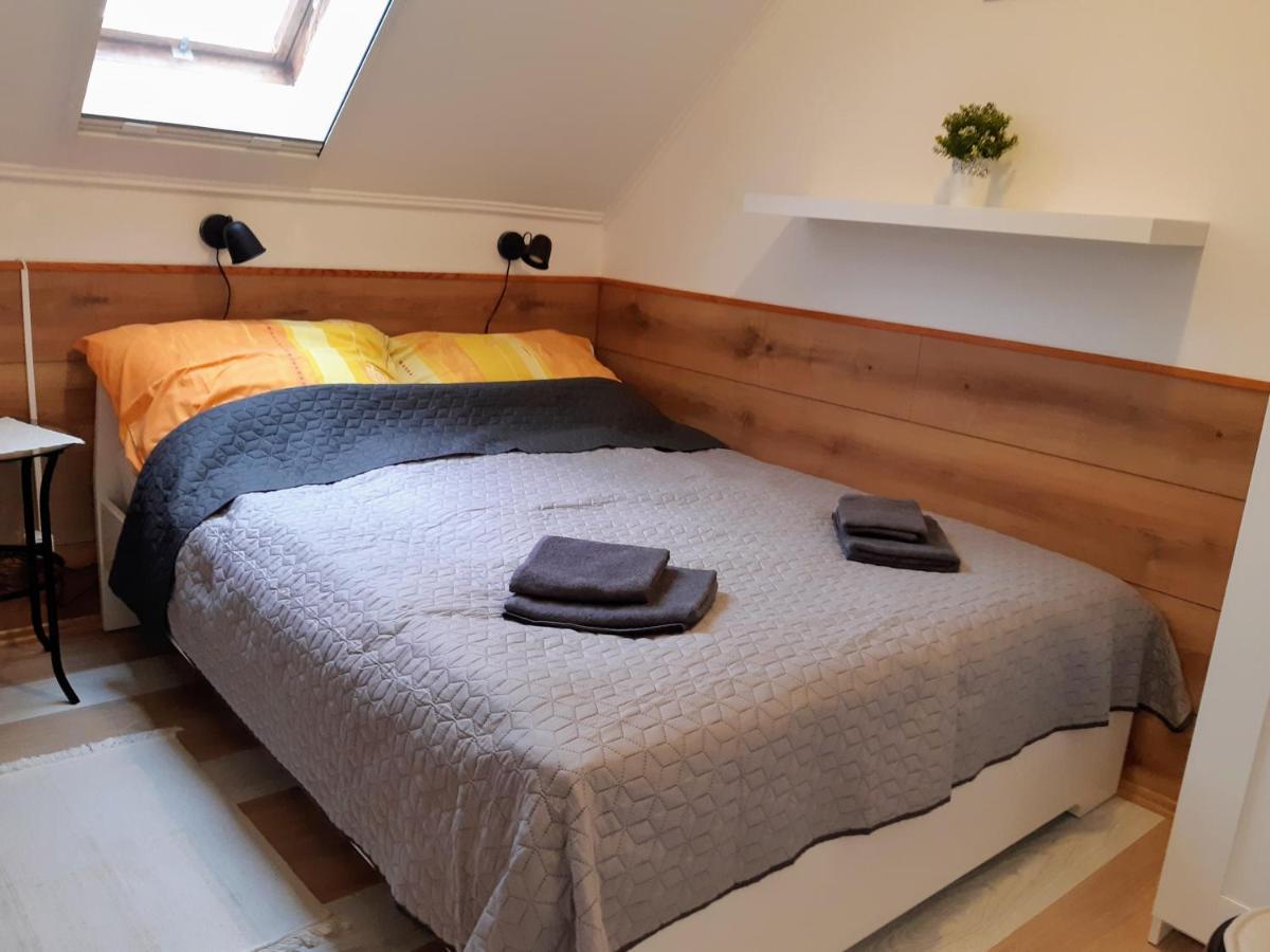 Holiday Home Balatonszarszo Bagian luar foto