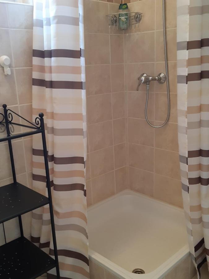 Holiday Home Balatonszarszo Bagian luar foto