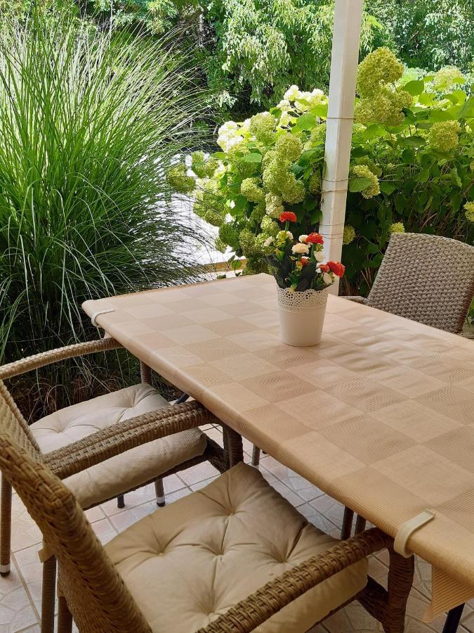 Holiday Home Balatonszarszo Bagian luar foto